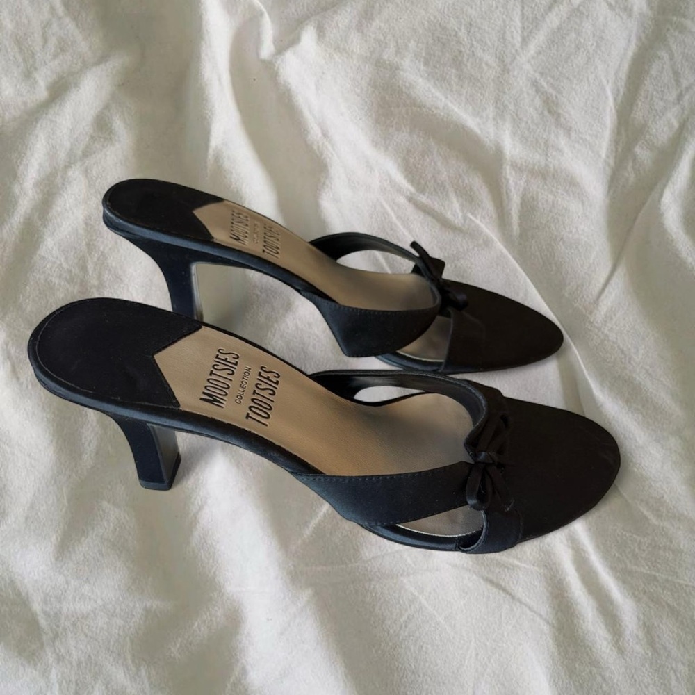 Mootsies Tootsies Black Bow Kitten Heels - Picture 2 of 4